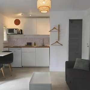 Appartement Independant Avec Jardin, Bouc-Bel-Air